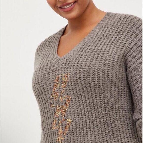 Chunky Graphic Sweater - Picture 5 of 11